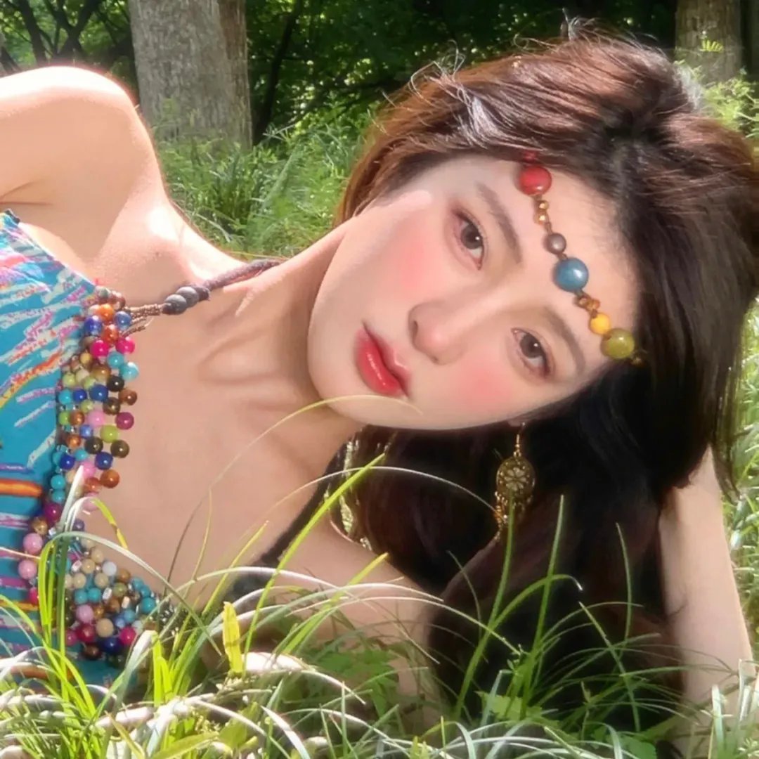 透视画男孩与全景画女孩